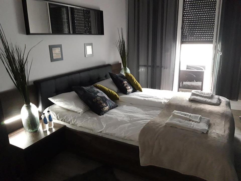 Aparthotel Rewal Exteriör bild